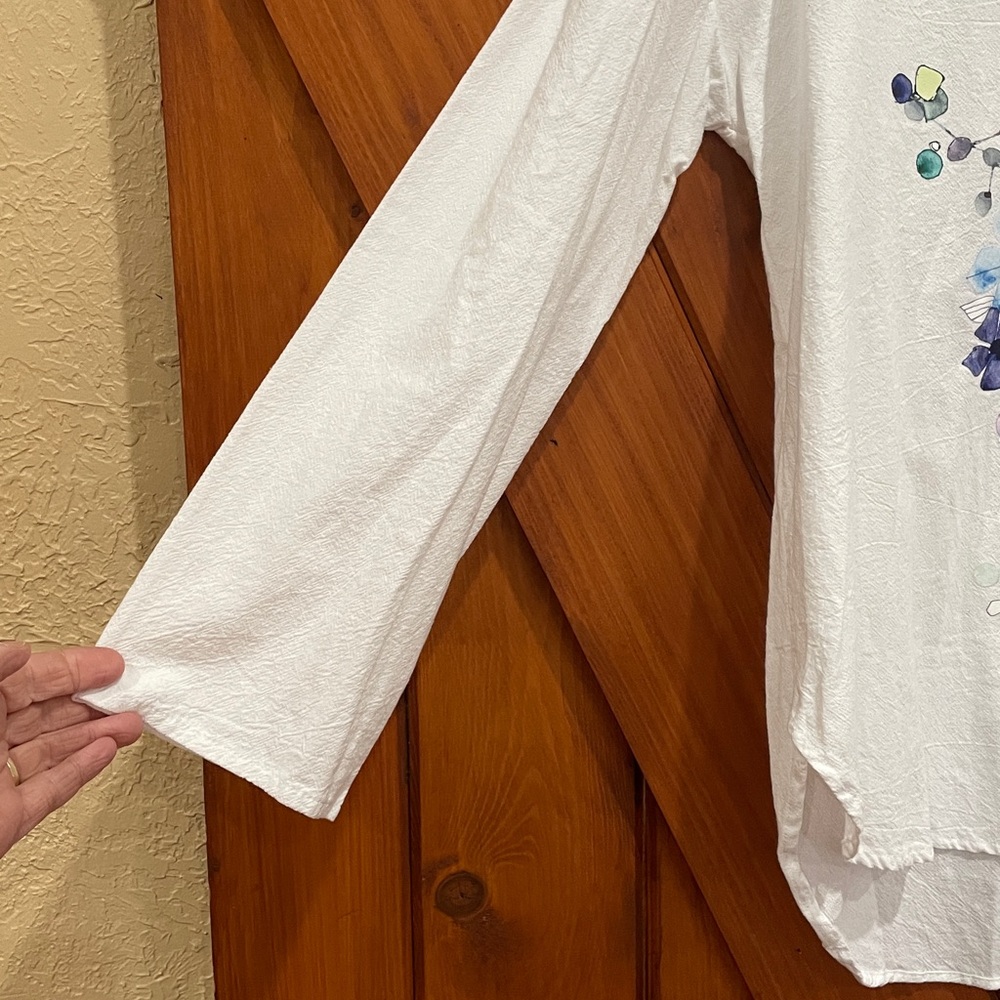 NORACORA White Top with Blue Floral Design Sz XL - Picture 6 of 7
